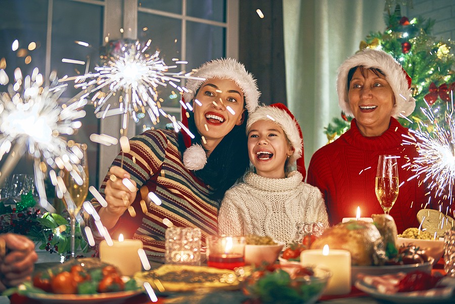 How to Enjoy Festive Gatherings with Hearing Aids